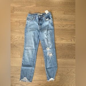 - Levi's 724 premium high rise straight  crop